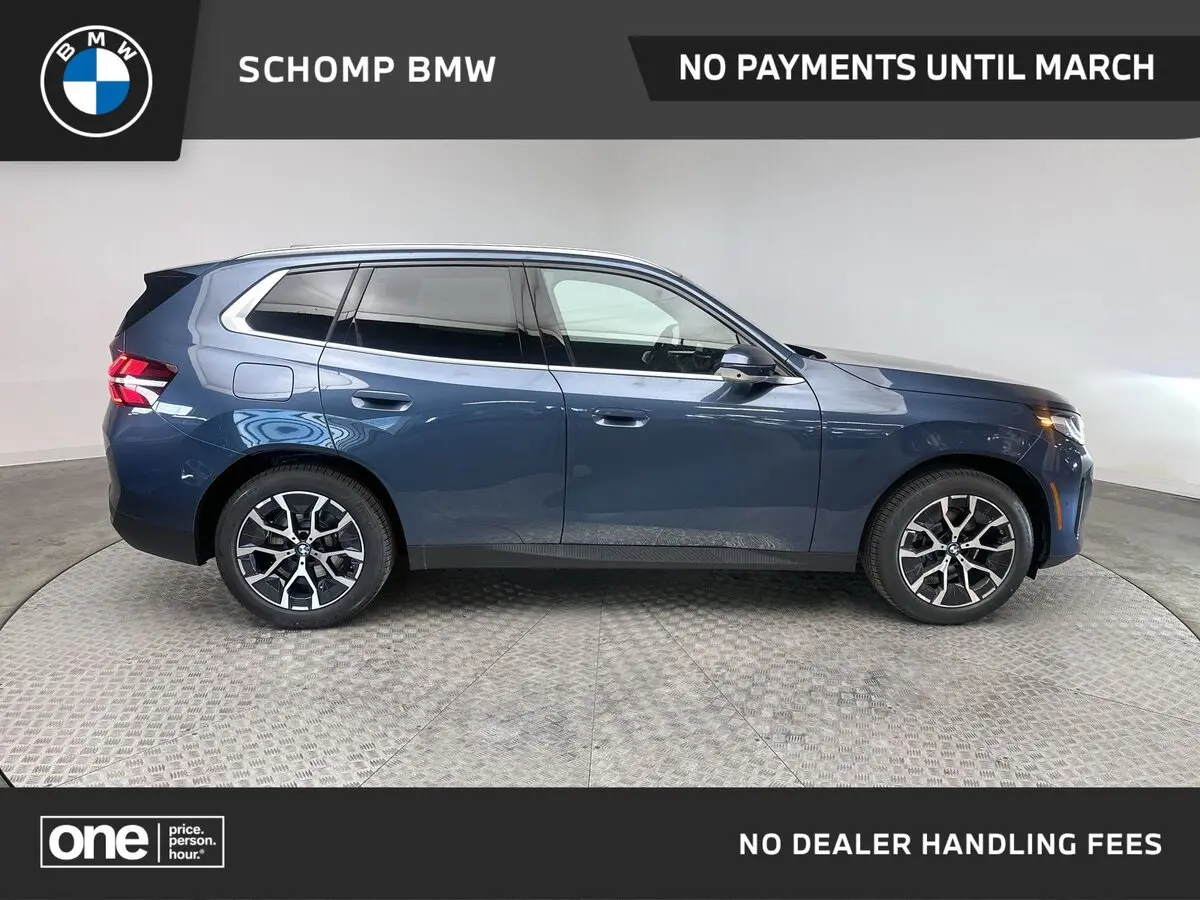 2026 BMW X3 30's photo