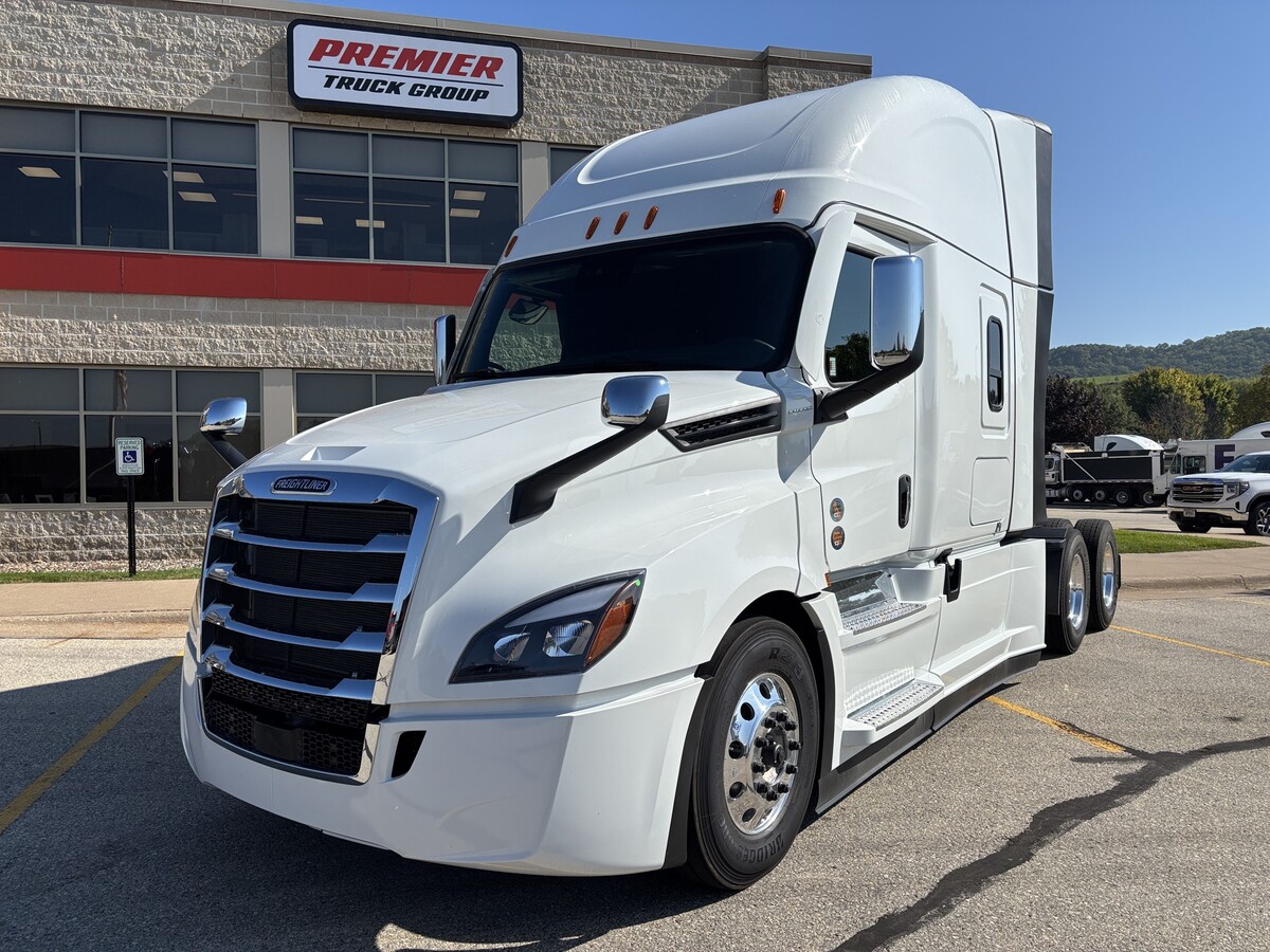 2027 FREIGHTLINER Cascadia