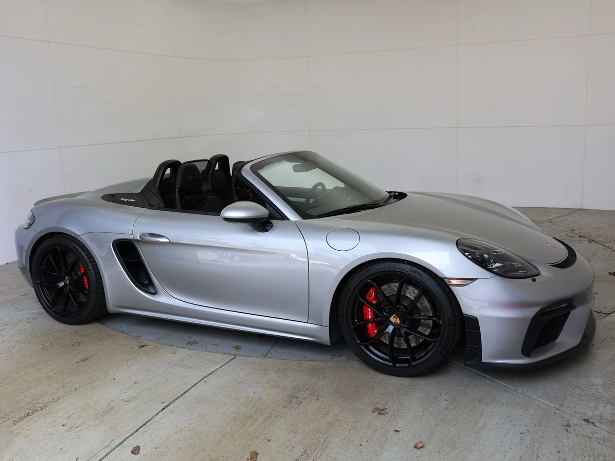 2022 Porsche 718 Spyder - Photo 6