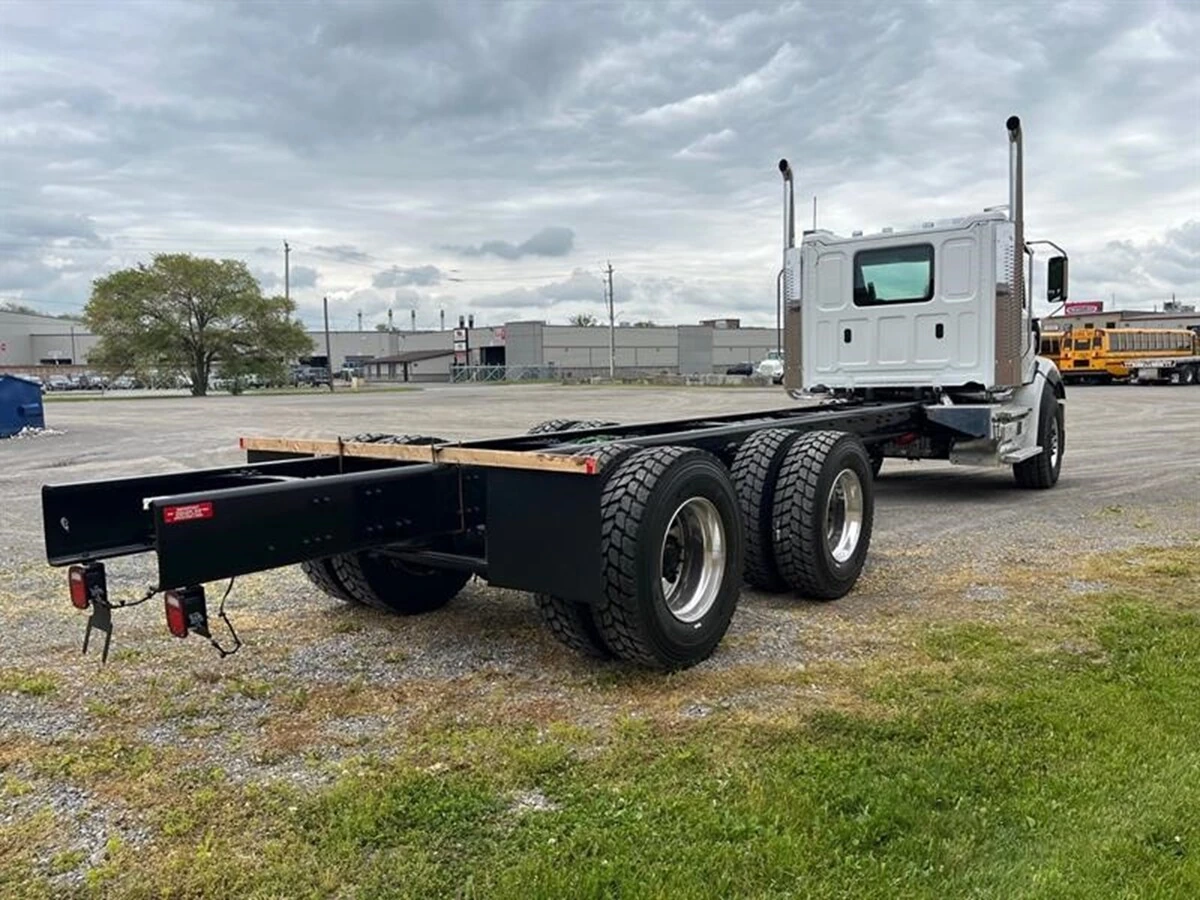 2026 Western Star 49X in St. Catharines, ON — photo 4