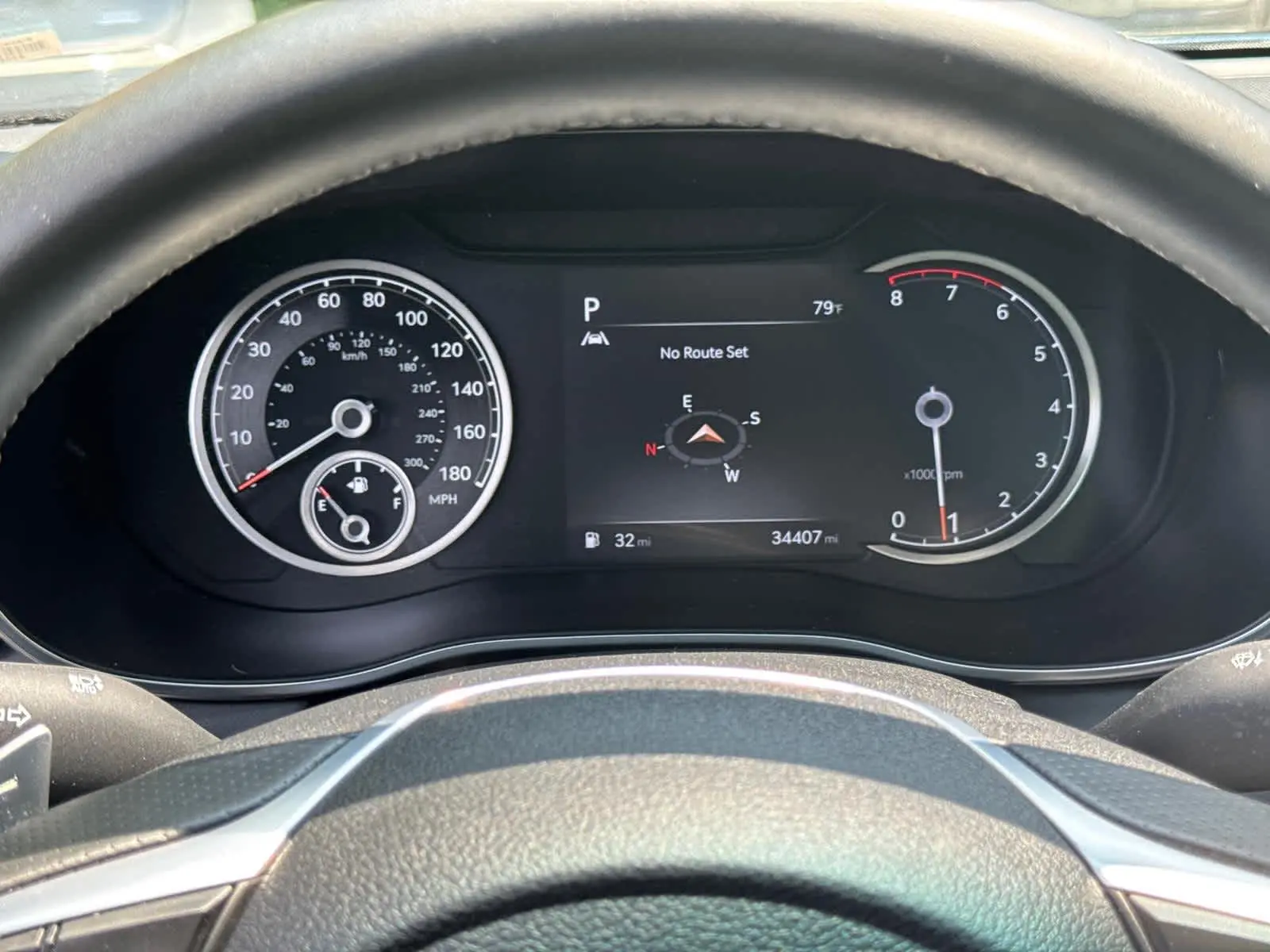 2022 Genesis G70 2.0T photo 18