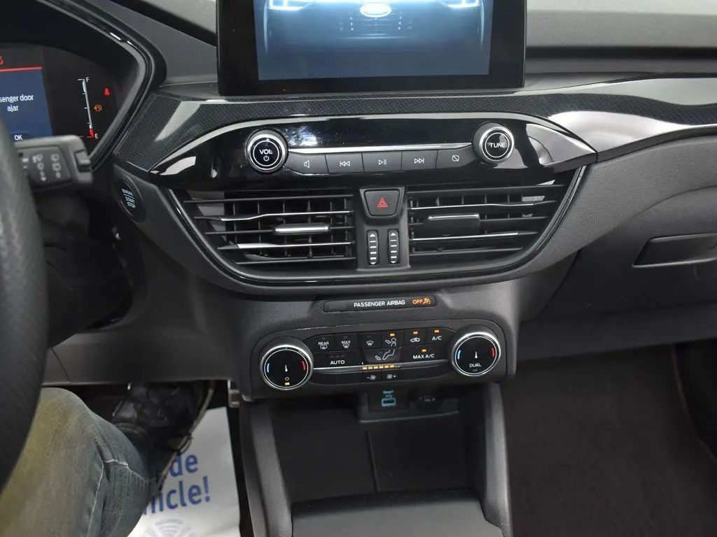 2023 Ford Escape ST-Line photo 18