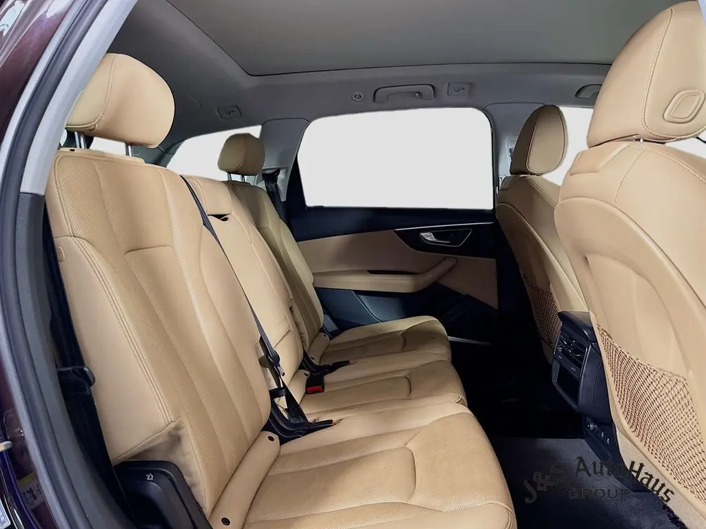 2022 Audi Q7 55 Premium Plus photo 30