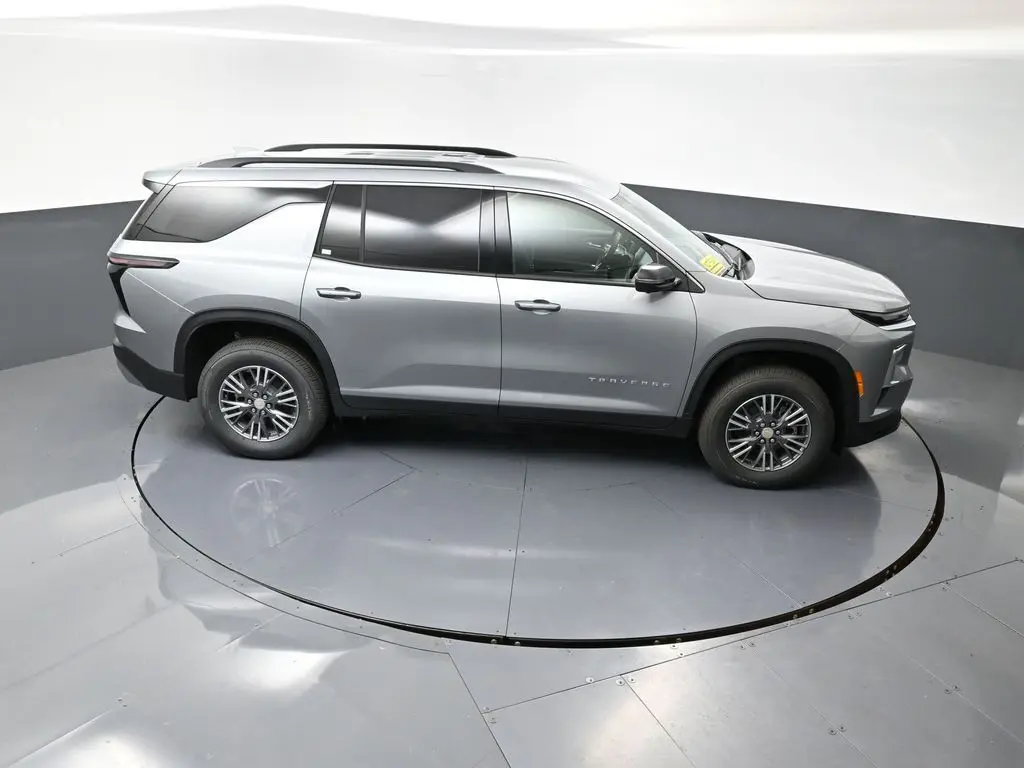 2026 Chevrolet Traverse 2LT photo 29