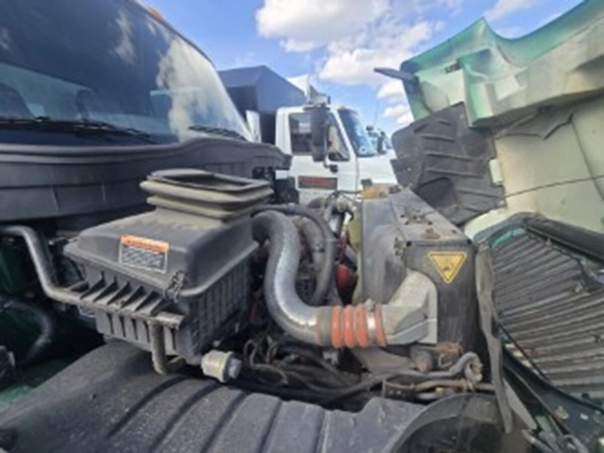 2019 International MV - image 5