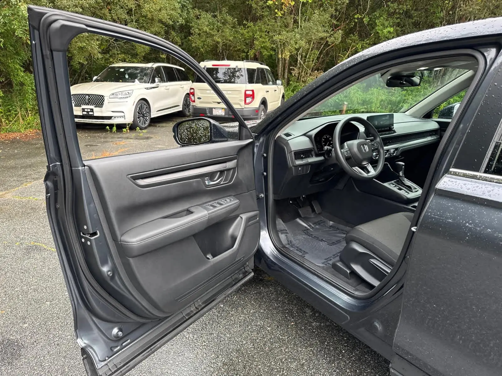 2025 Honda CR-V LX photo 10
