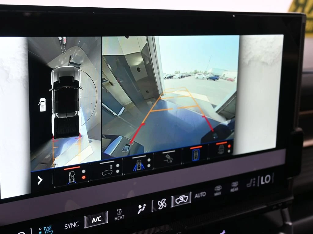 2025 GMC HUMMER EV 2X - Photo 26
