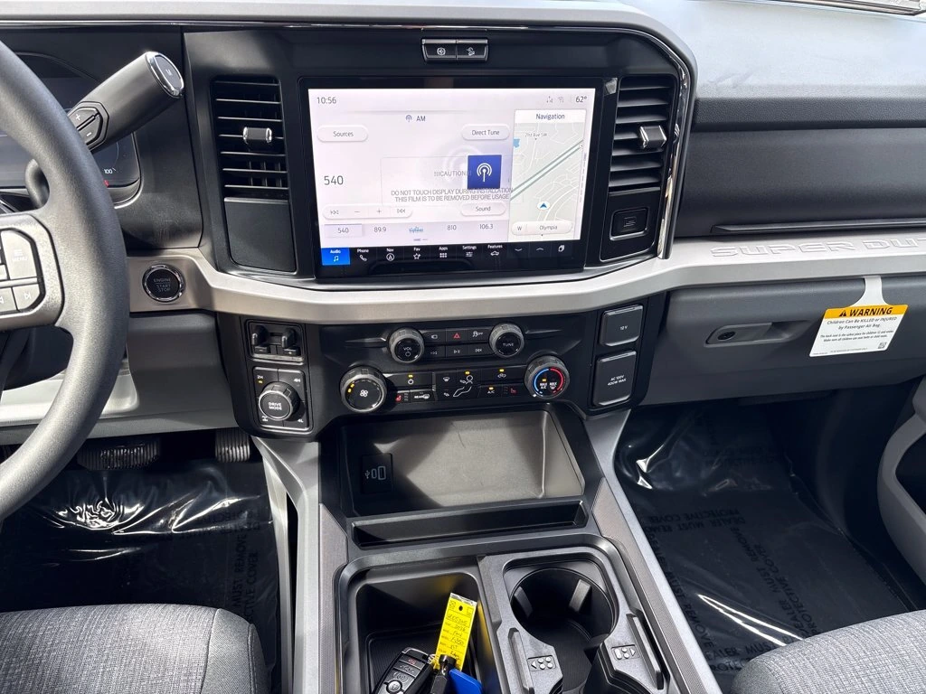 2026 Ford F-350 Super Duty XLT - Photo 15
