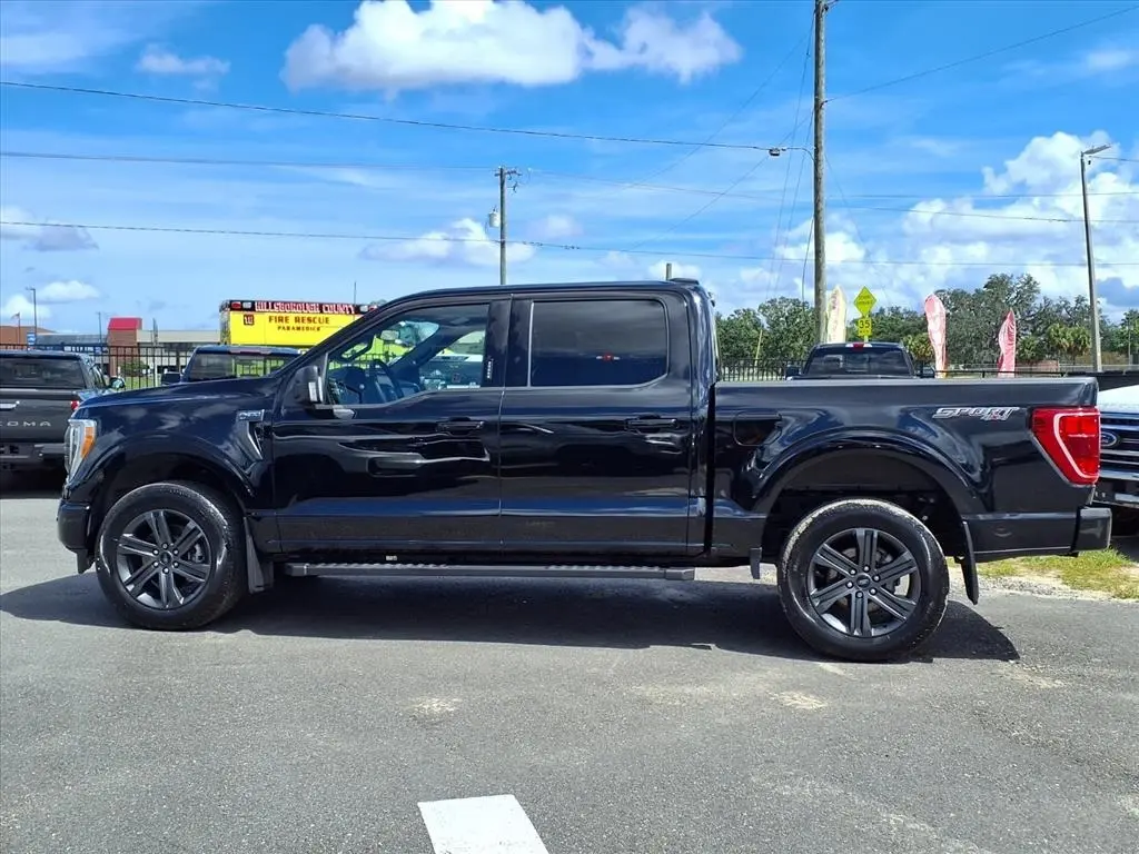 2023 Ford F-150 XLT photo 4