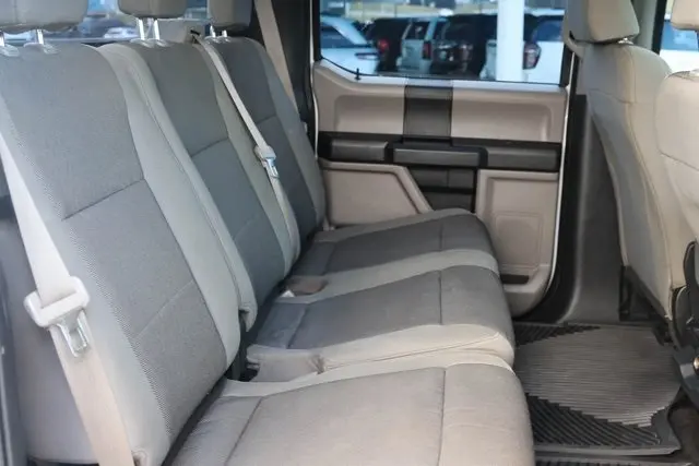 2016 Ford F-150 XL photo 11