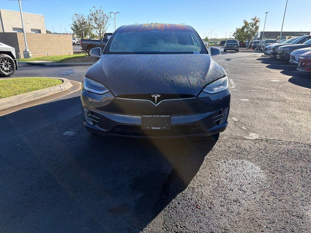 Used 2018 Tesla Model X 75D with VIN 5YJXCAE28JF141178 for sale in Kansas City