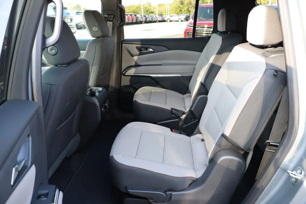 2026 Chevrolet Traverse 1LT photo 35