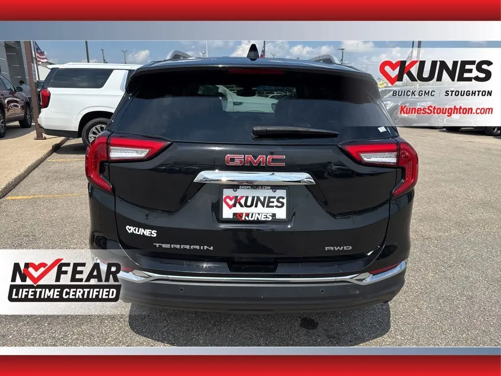 2023 Gmc Terrain SLT photo 5