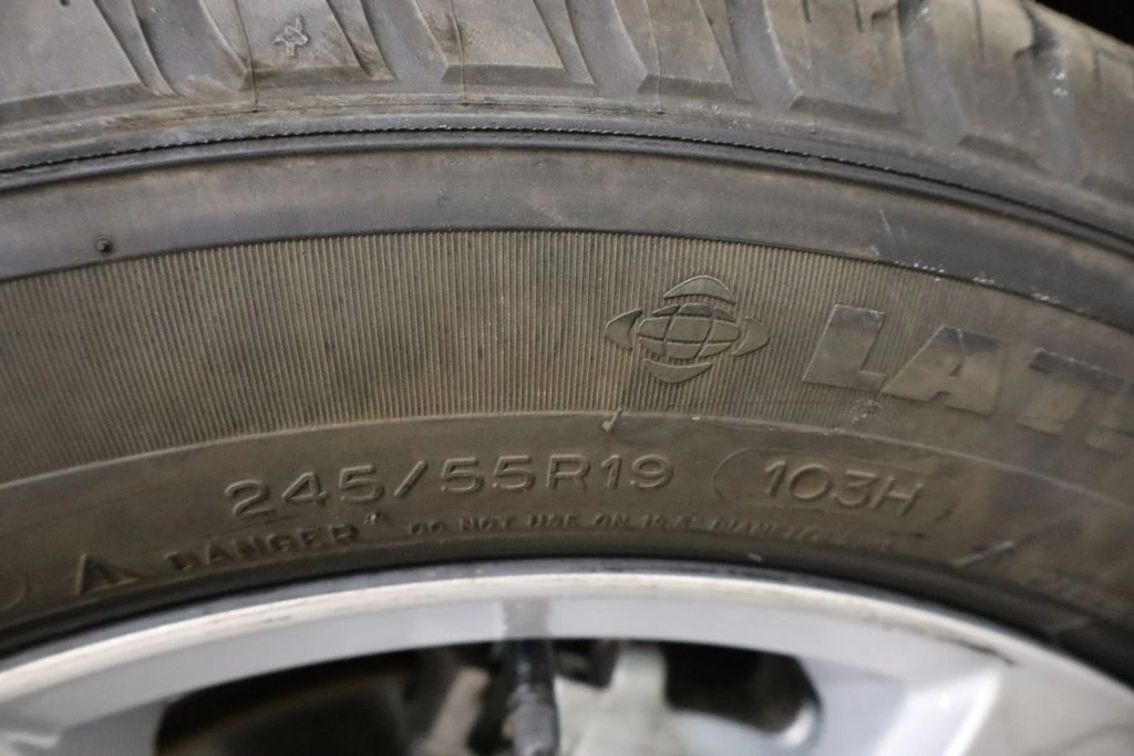 2023 Volvo - image 41