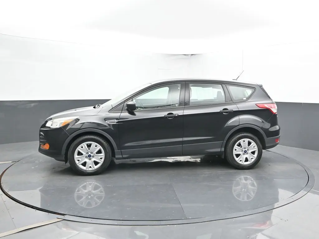 2015 Ford Escape S photo 3