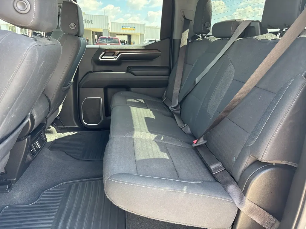 2023 Chevrolet Silverado 1500 LT1 photo 24