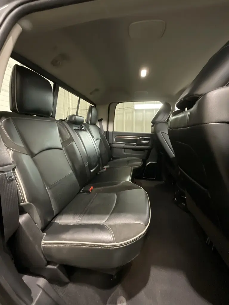 2024 Ram 2500 Laramie photo 9