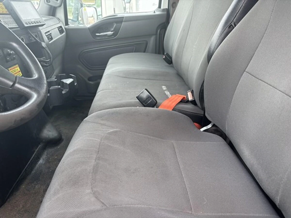 2019 International MV - image 12