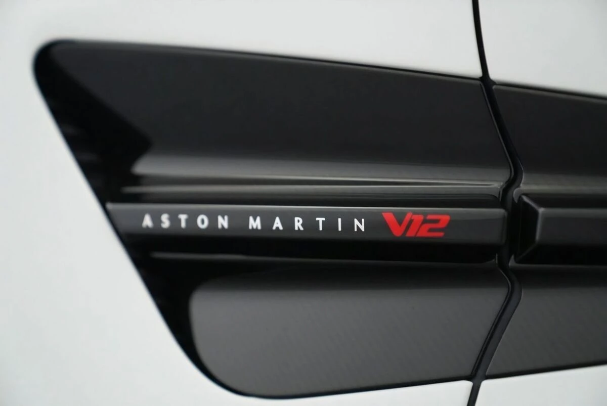 2026 Aston Martin Vanquish Base - Photo 55