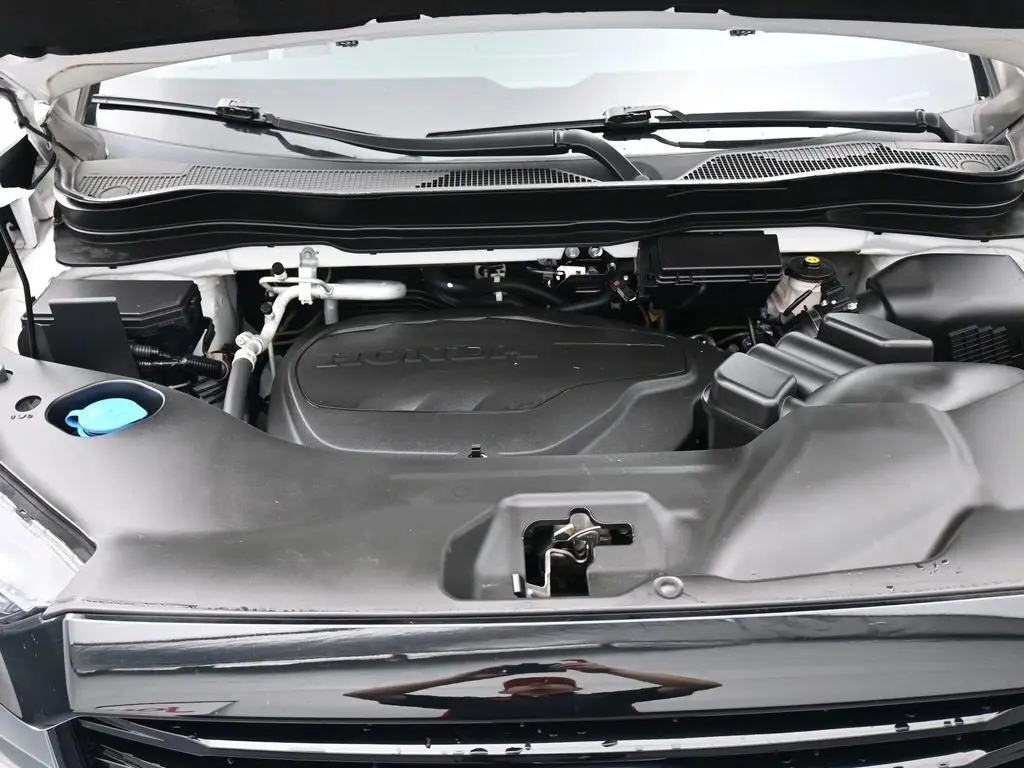 2023 Honda Ridgeline Black Edition photo 18