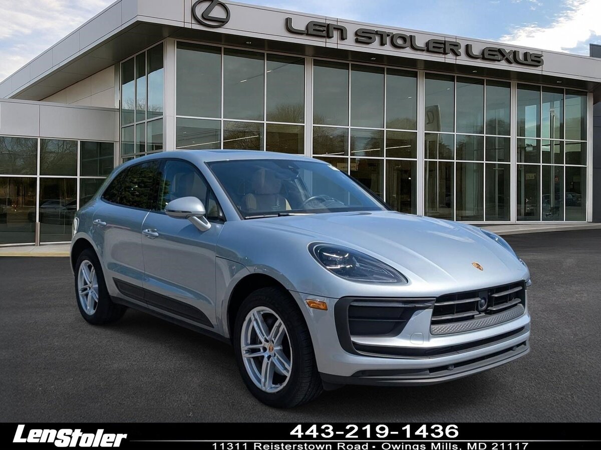 2024 Porsche Macan AWD