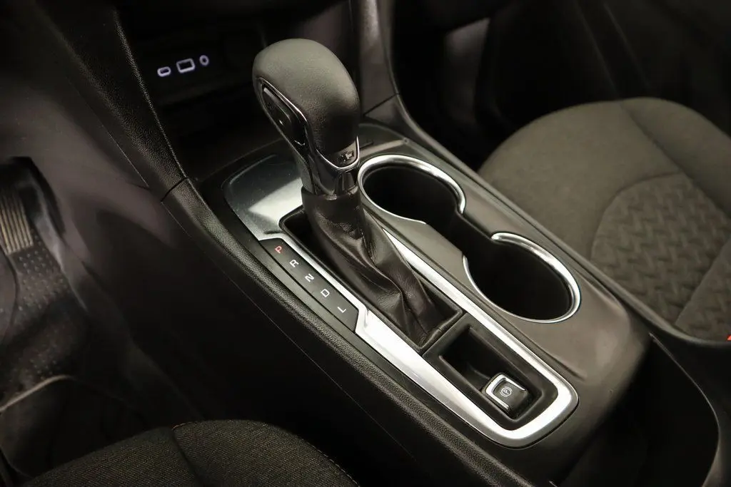 2024 Chevrolet Equinox LT photo 6