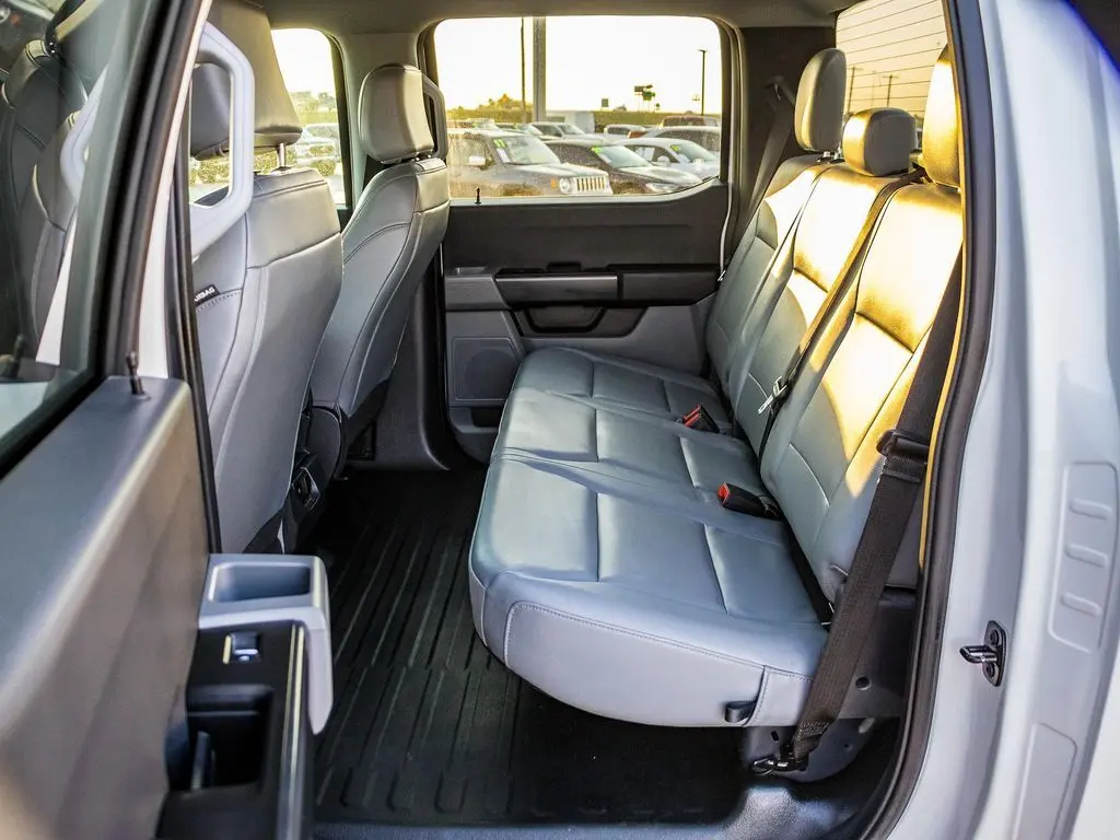 2024 Ford F-150 XLT photo 19