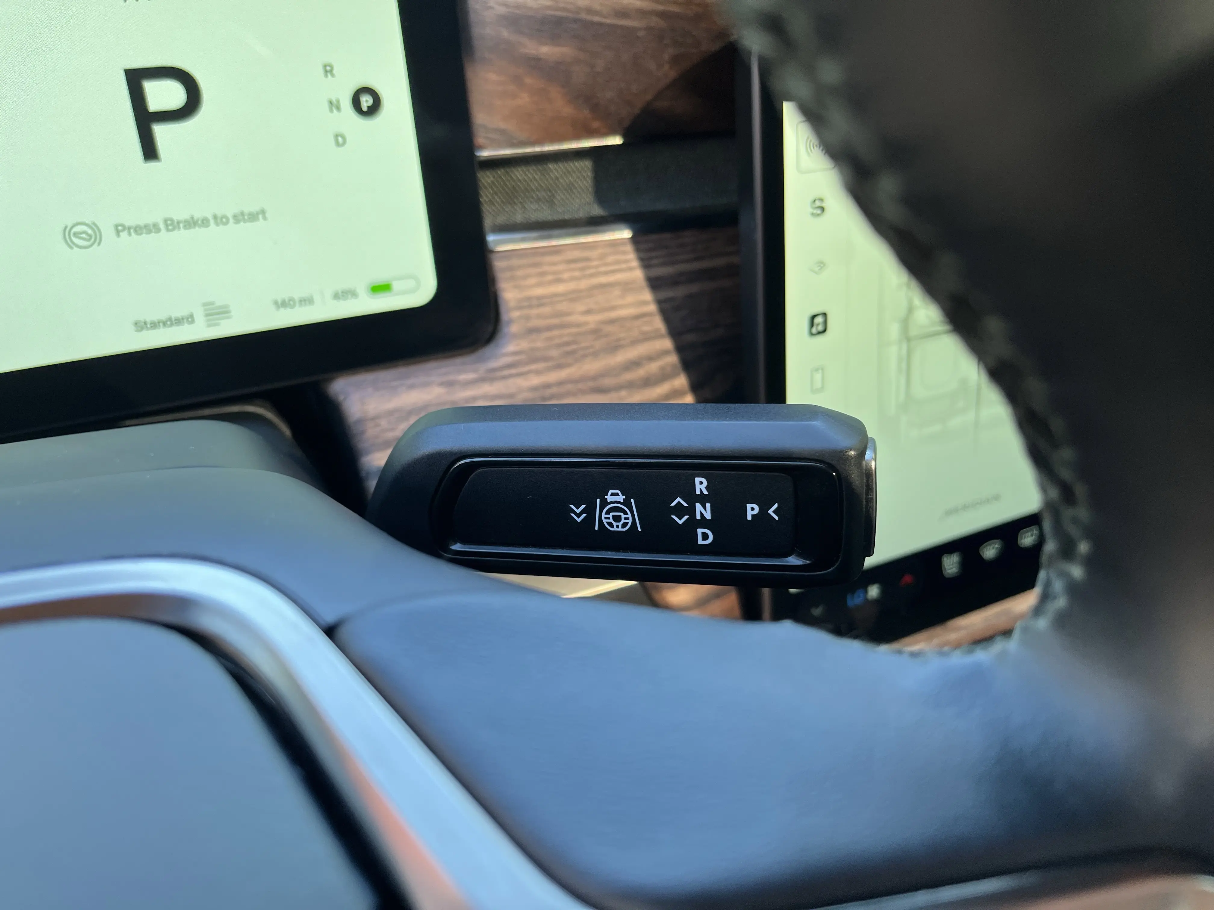2022 Rivian R1T Adventure photo 20