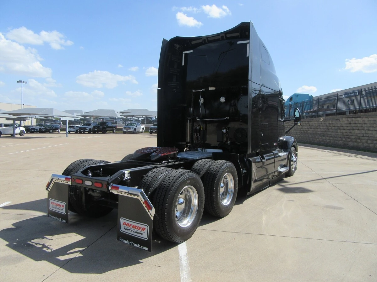 2023 Peterbilt 579 — photo 4