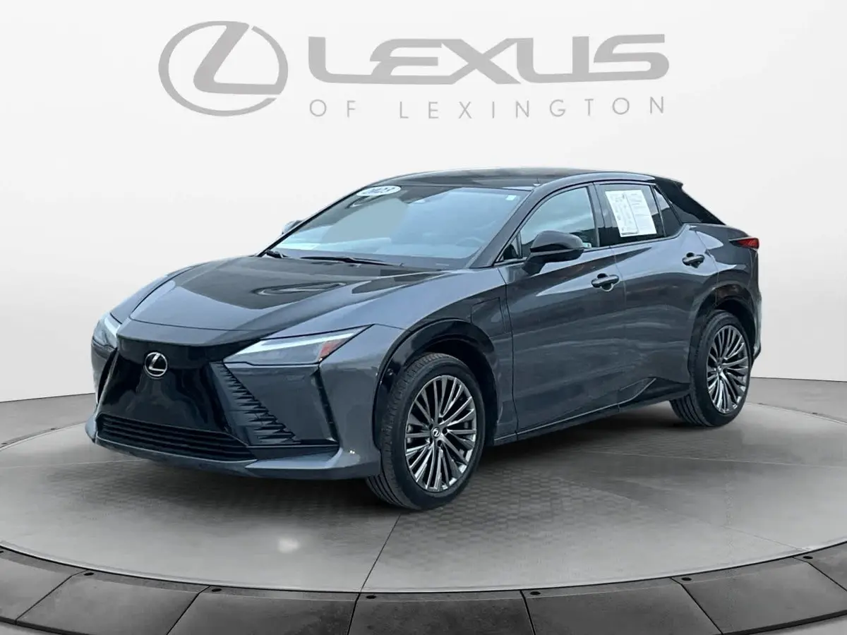 2023 Lexus RZ Luxury's photo