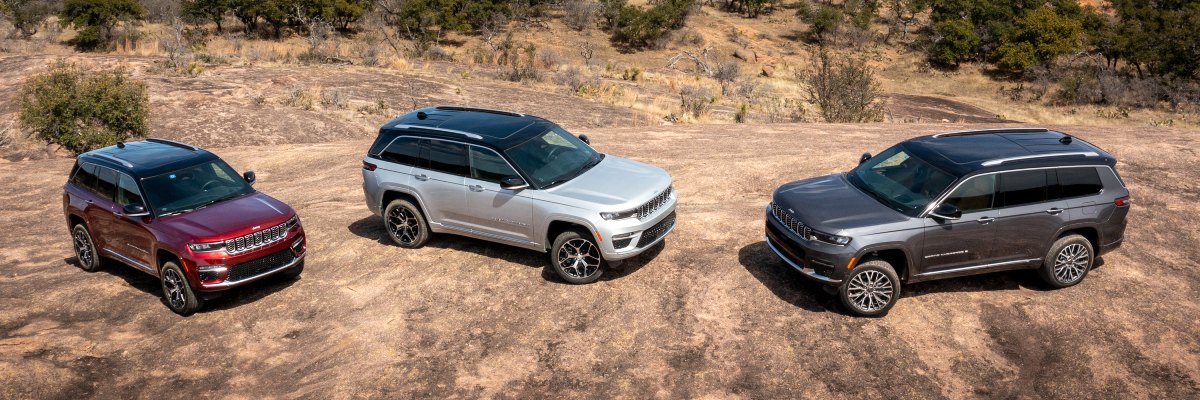 2025 Jeep Grand Cherokee Lineup Exterior Angles & Profiles