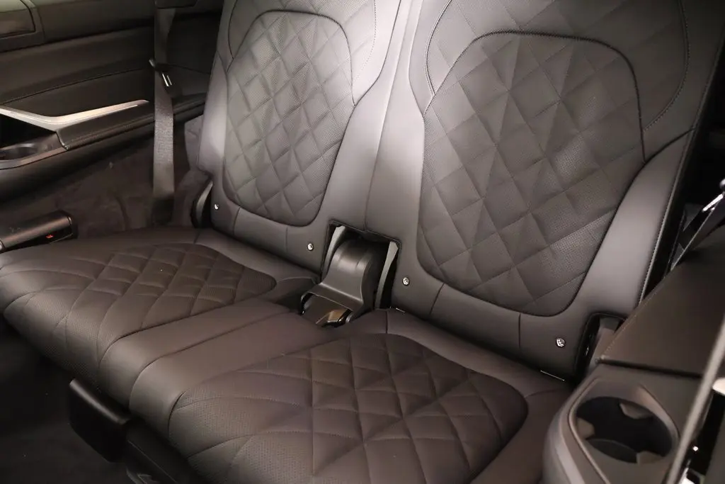 2026 Bmw X7 xDrive40i photo 12