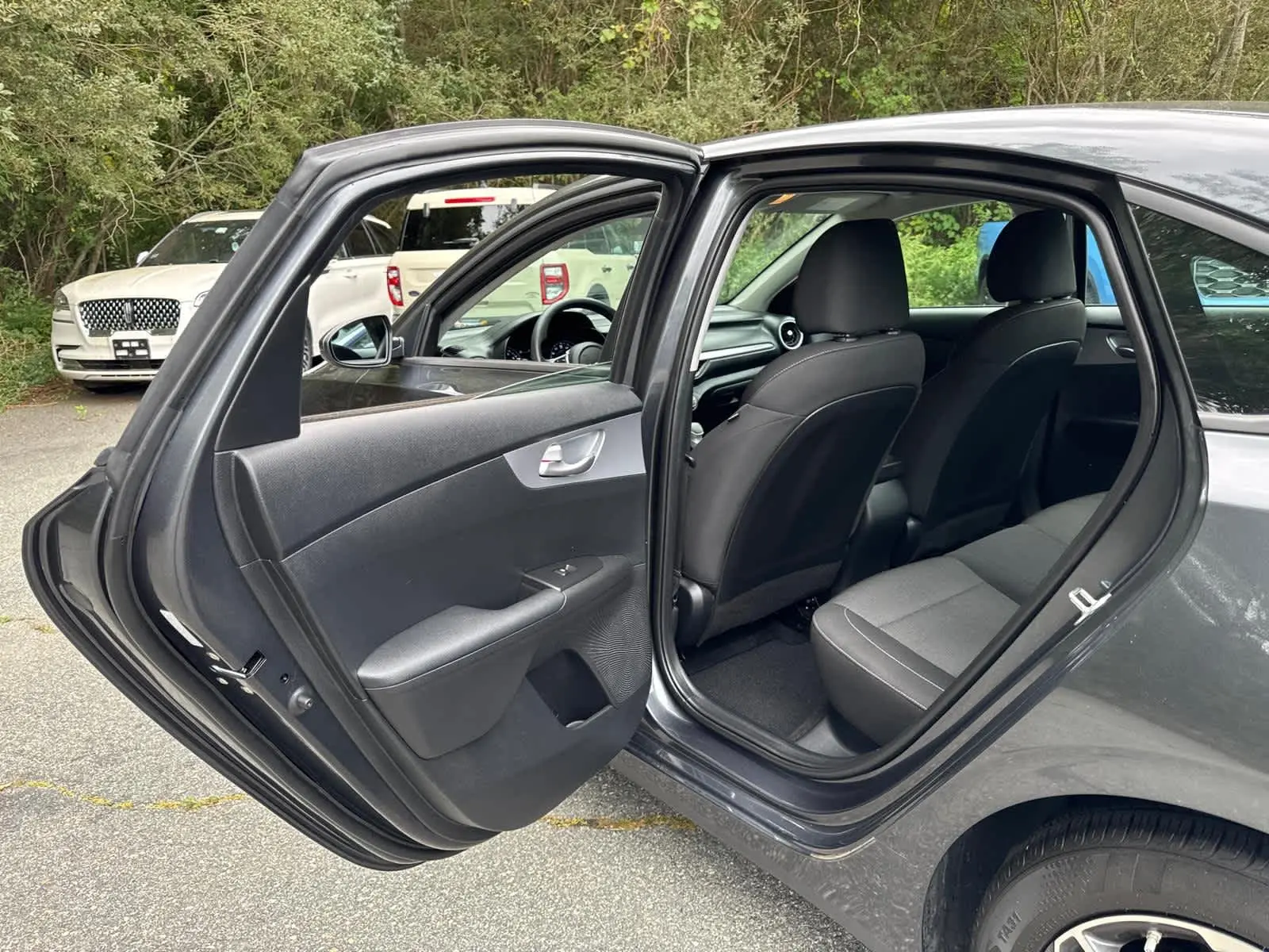 2023 Kia Forte LXS photo 30