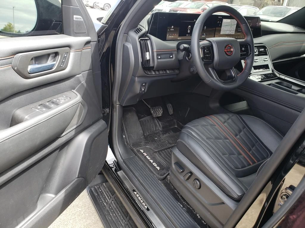 2025 Nissan Armada PRO-4X - Photo 13