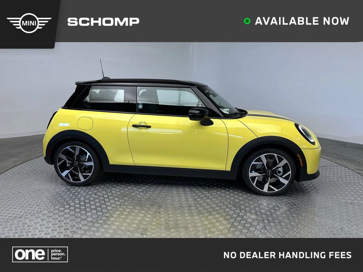 2026 MINI Hardtop 2 Door S's photo