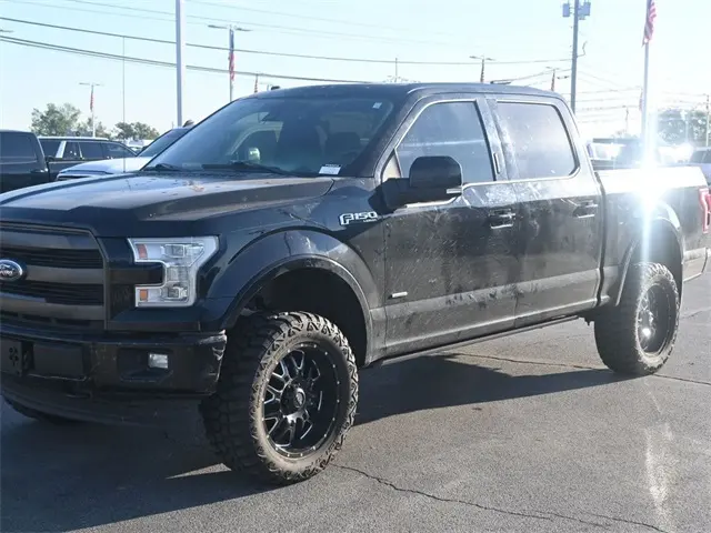 2017 Ford F-150 Lariat photo 3