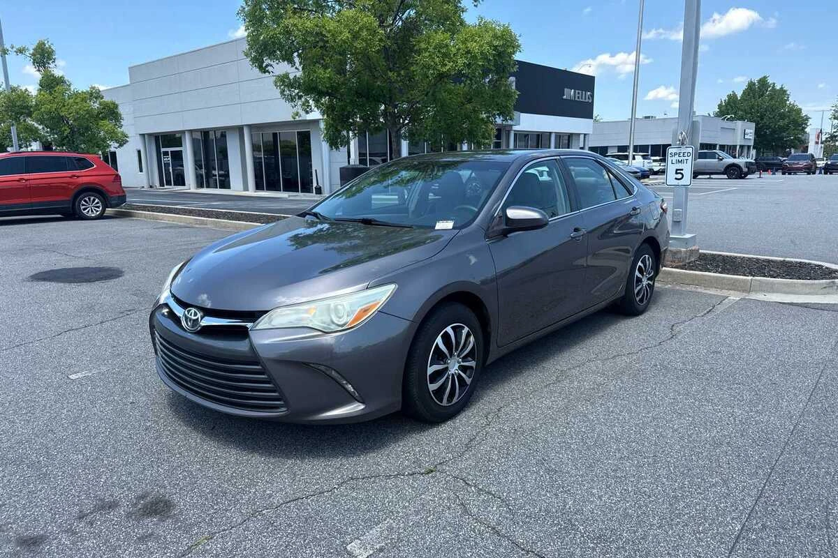 2015 Toyota Camry's photo