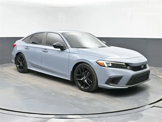 2022 Honda Civic Sport photo 2