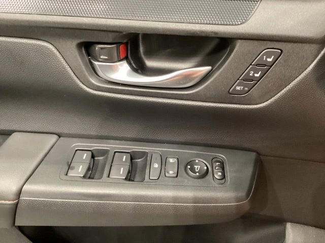 2024 Honda CR-V Sport-L - Photo 29