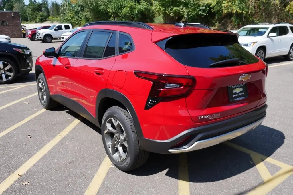2026 Chevrolet Trax LT photo 5