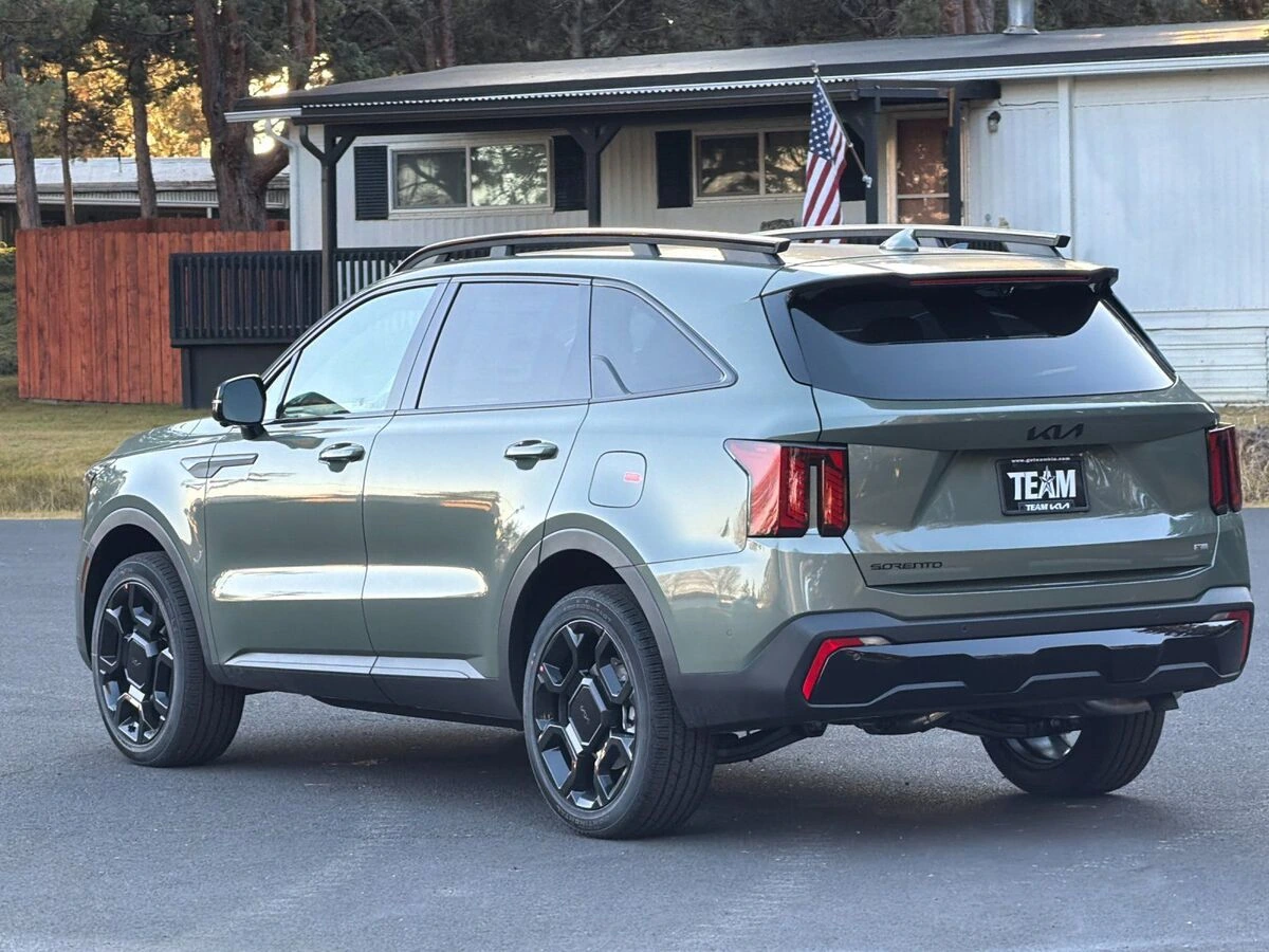 2026 Kia Sorento X-Line SX Prestige - Photo 6