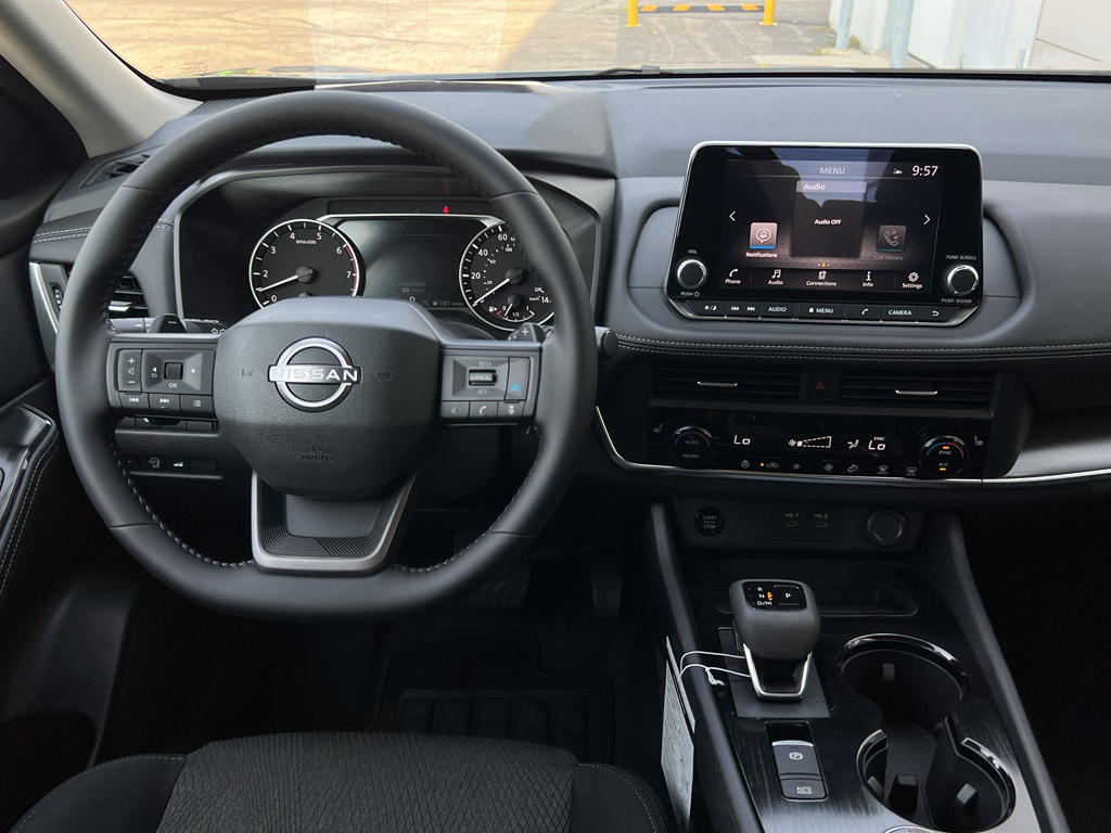 2026 Nissan Rogue SV photo 16