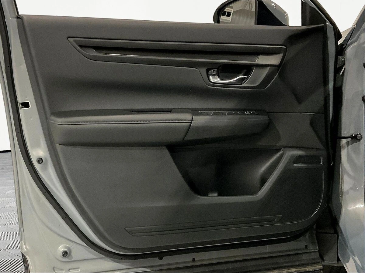 2026 Honda CR-V LX - Photo 19