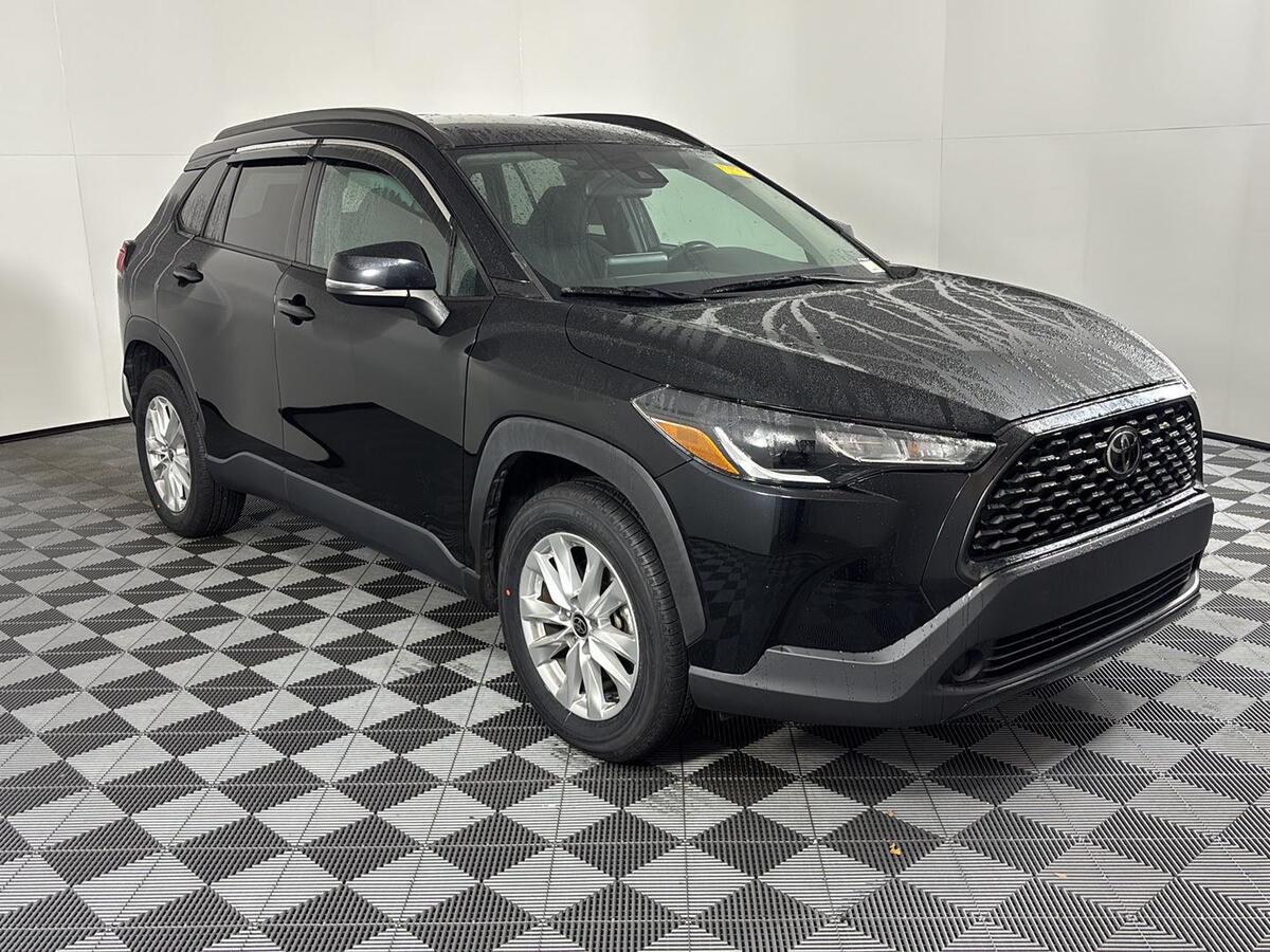2022 Toyota Corolla Cross LE