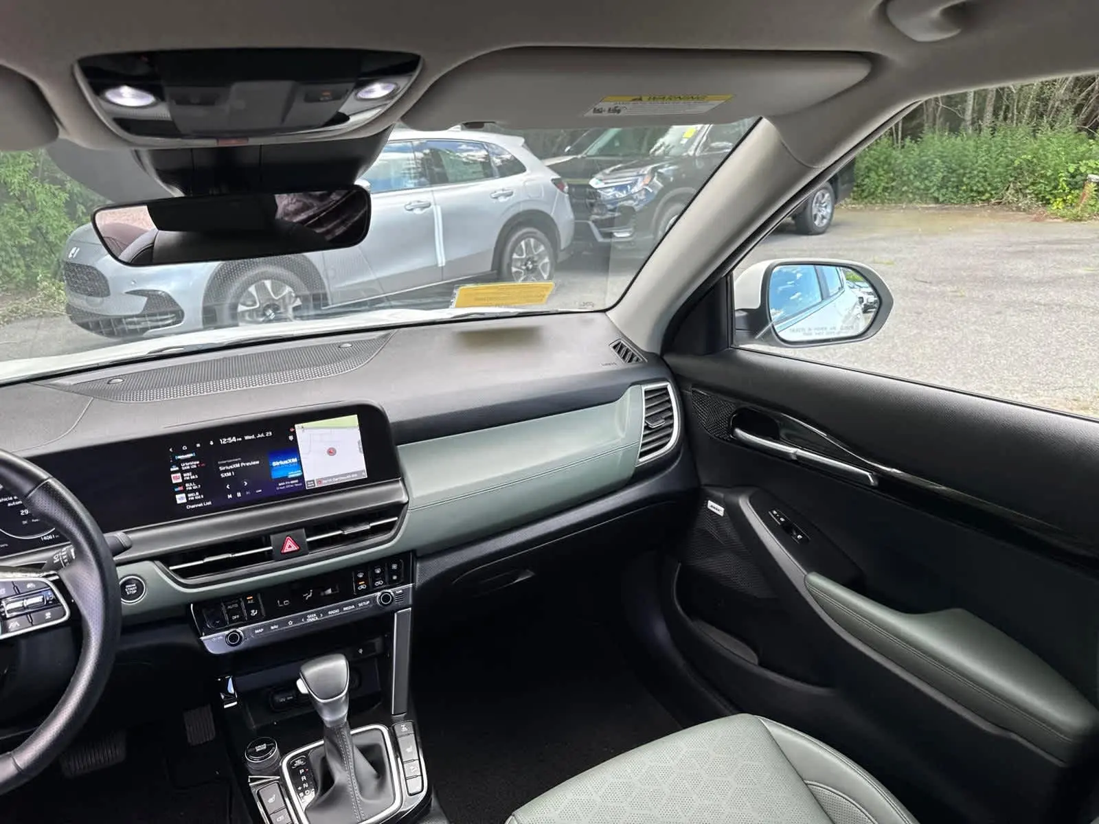 2024 Kia Seltos SX photo 31