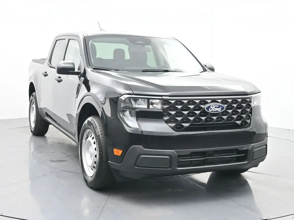 2025 Ford Maverick XL photo 3