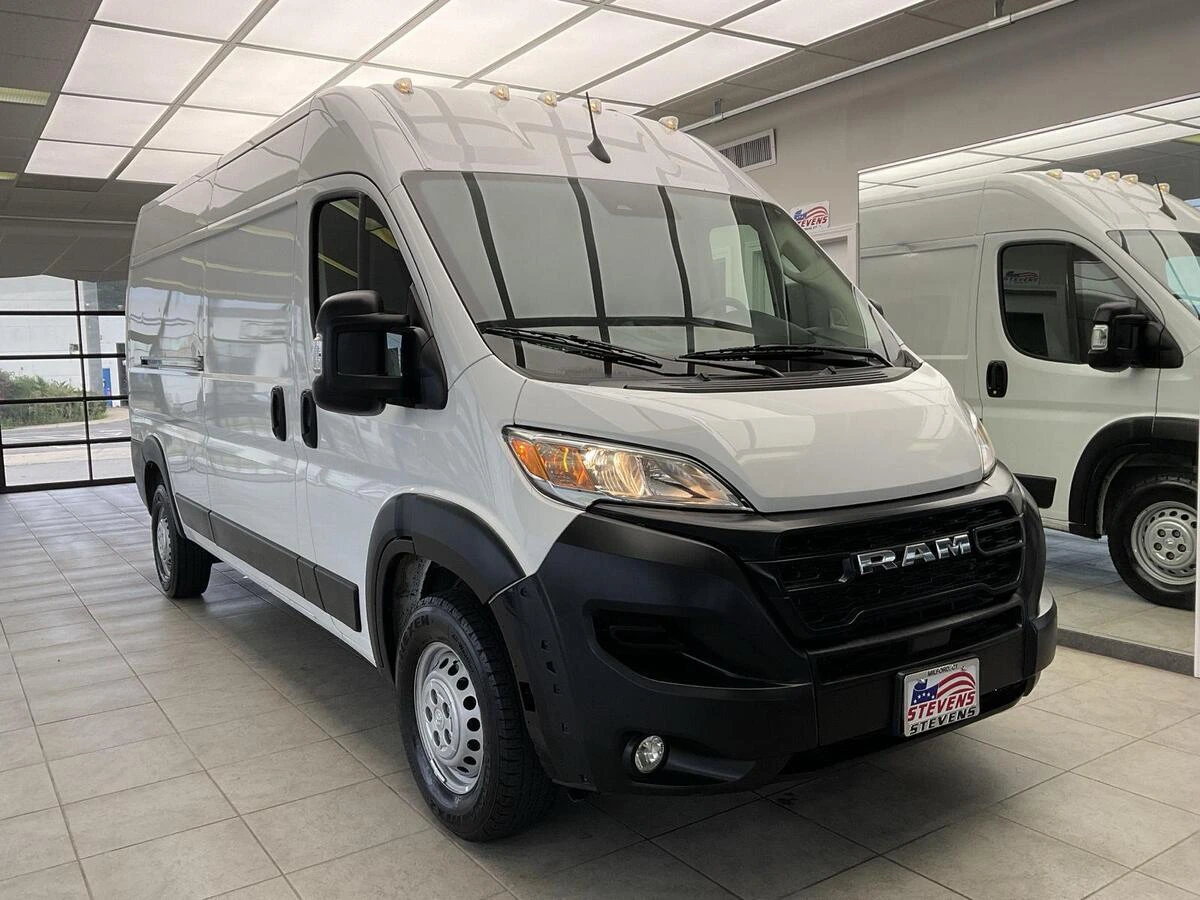 2025 RAM ProMaster Cargo Van