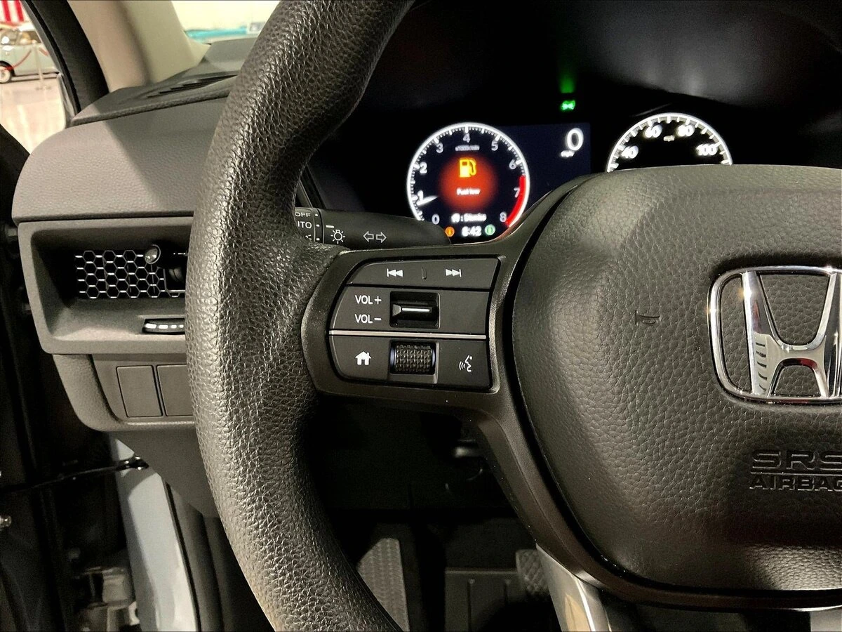 2026 Honda CR-V LX - Photo 10