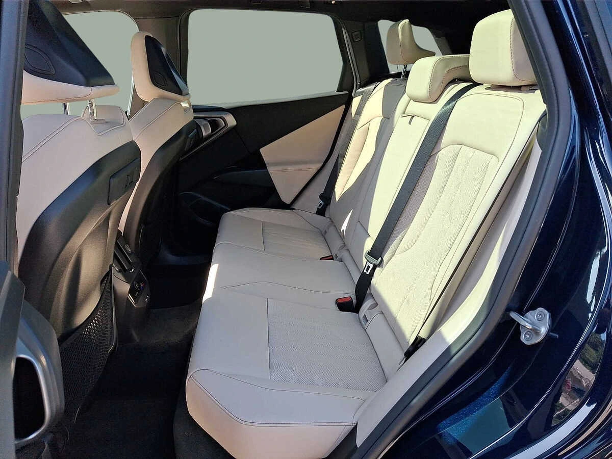 2026 BMW X3 30 - Photo 7