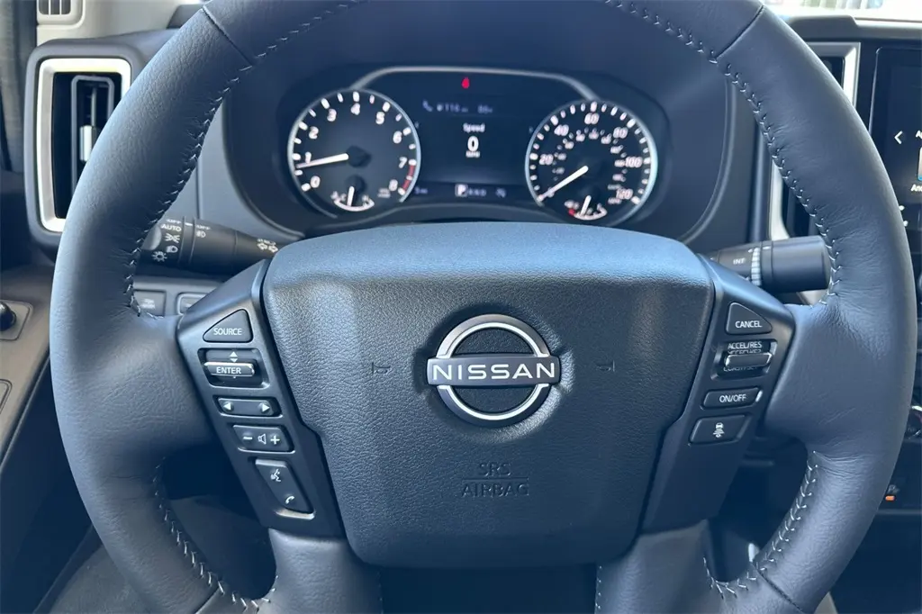 2025 Nissan Frontier SV photo 18